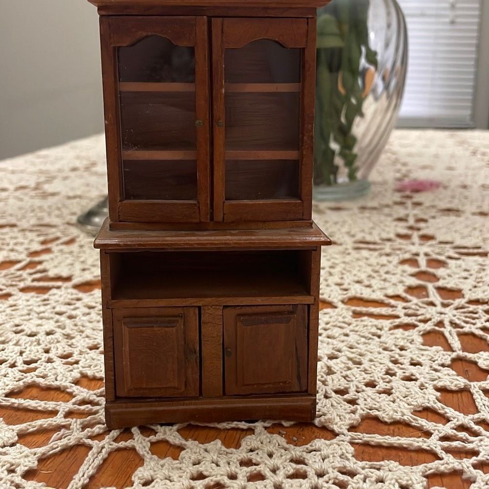 Vintage Wooden Dollhouse￼ Hutch
